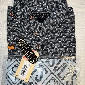 RSVLTS Halloweiners XL NWT Drop Zone